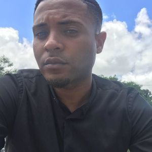 Meet your Posher, Nicholas